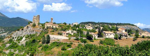 LES PAYS du Lyonnais-Dauphiné - Page 2 Village