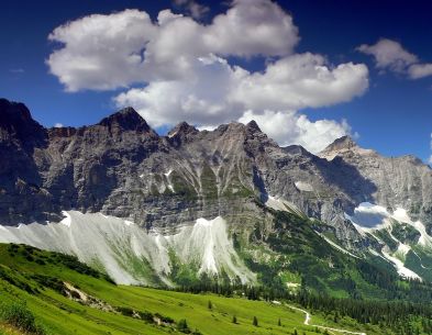 Das Territorium des NachtClans Fotolia_1455519_Gebirge_klein