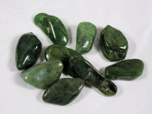 Crystal Properties - Jadeite Crystals_tumbled_jade_300x225