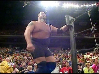 Big Show Vs Undertaker vs Orton pour le titre intercontinental Dans un match des bucherons sans DQ 010