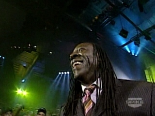 HS 1 : Booker T VS Big Show 076