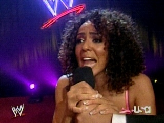 Layla is here et elle veut un match (speech) 115