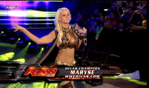 Maryse veut un match !! 007