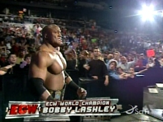 Edge VS Bobby Lashley 025