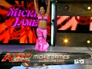 Mickie James 044