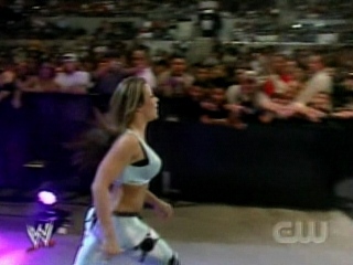 match entre lita et Mickie James 007