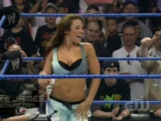 match entre lita et Mickie James 013