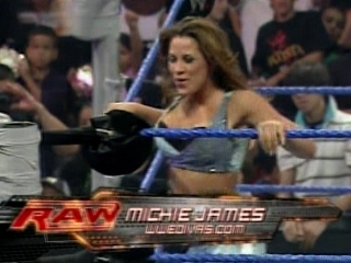 match entre lita et Mickie James 015