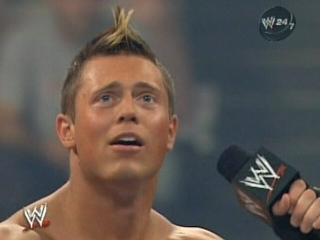 The Miz want Punk (n'oublie pas sa Bibi ;) ) 022