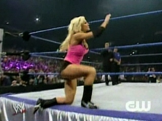 Ashley Massaro pour Women's title 036