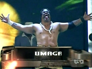 Umaga defis Ric Flair 02