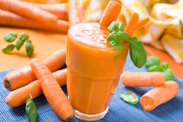 عصير الجزر + فوائد الجزر How-to-make-Carrot-juice-benefits-carrots