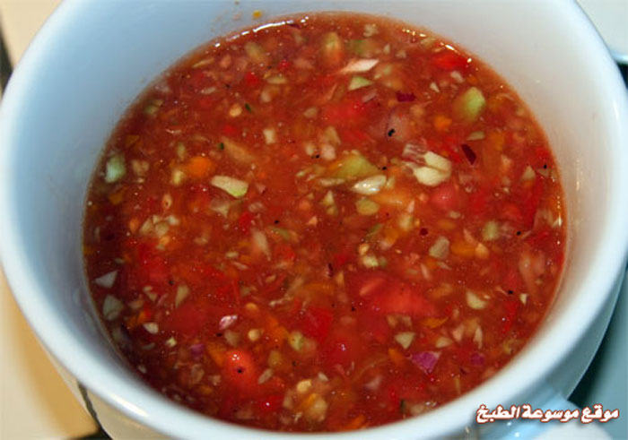 شوربة الغاسباتشو الاسبانيه الباردة How_to_make_a_recipe_for_soup_gazpacho_in_spain