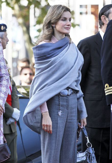 Los peores Looks de Letizia - Página 2 Letizia-hispanidad-9-640x640x80