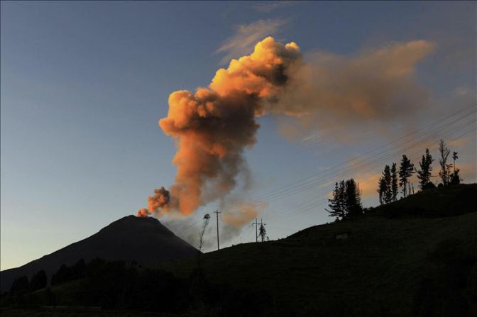 Volcán Tungurahua ACTIVO - Página 3 5458777w-672xXx80