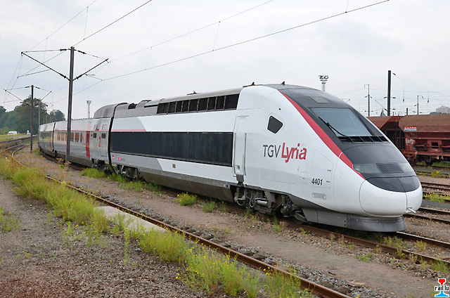 TGV KATO LYRIA  TGV-4401-2Thionville-070913