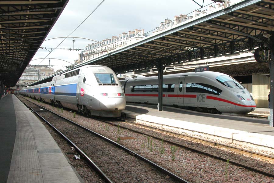 قطارات فرنسا بين الماضي والحاضر RT2008-06-19_10-46-32