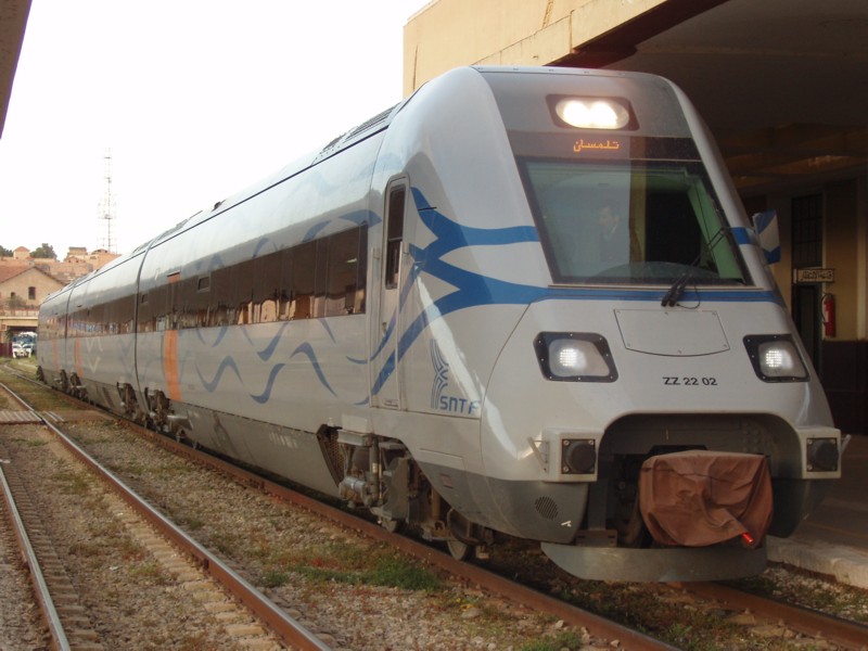 قطارات العالم العربي SNTFZZ2202SbA1