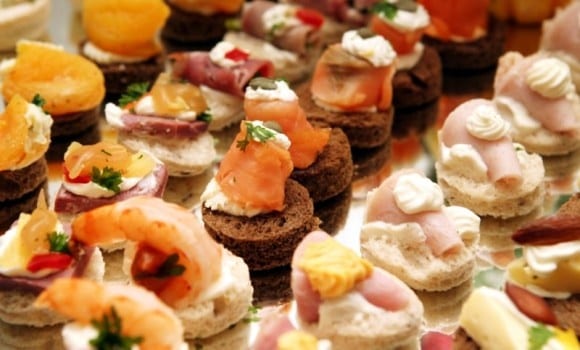 LA PASIN ROJA, por Alonsita, F1. - Pgina 12 Appetizers-burnch