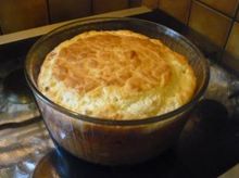 Soufflé au jambon et au fromage