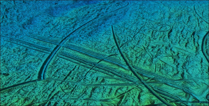 A Thousand Meter Long "9" Found in the Barents Sea, North of Norway 2013 09 28 27059barentsseafloor