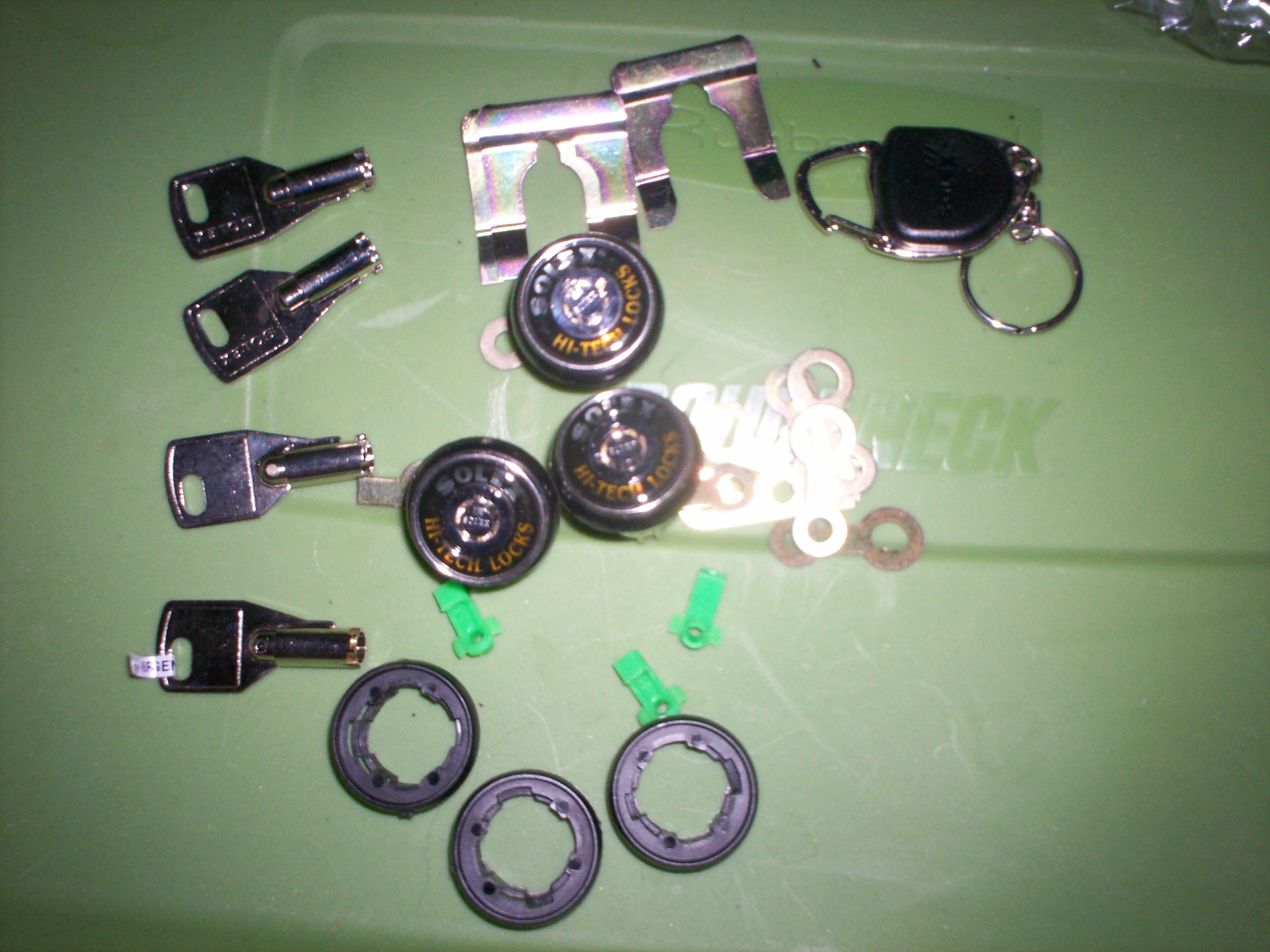 Random AE86 parts... 100_1214