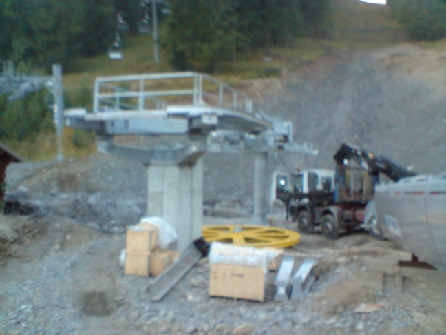 Construction du TSD6 de lachaup àla foux LEITNER DSC00648_(2)