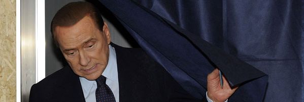 Silvio Berlusconi pierde las ciudades de Milán y Nápoles Berlus1