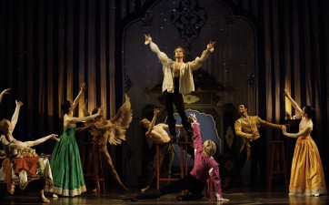 LULLY : Armide à l'opéra Royal de Versailles, mai 2012 Armide-photo1-Bruce-Zinger-362x225