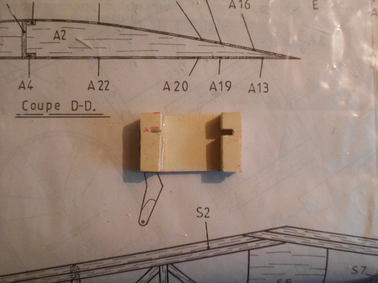 Construction remorqueur RWD-8 balsa - Page 2 Copie_de_DSCN0352_110