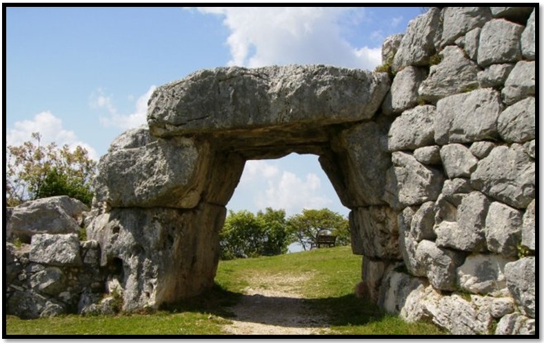 Oculto en Italia: Ruinas ciclópeas prohibidas, (¿de gigantes de la Atlántida?) Cyclopean-Ruins-Saracena-Gate-Italy-7