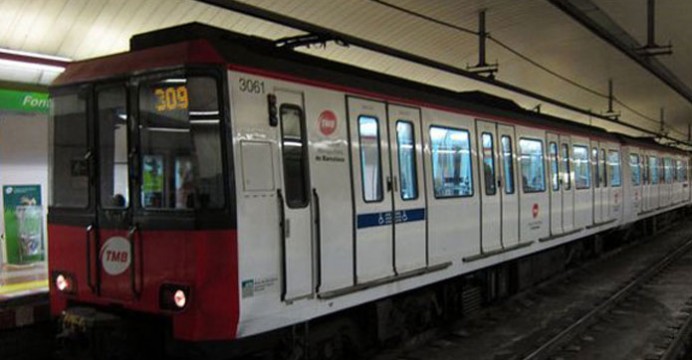 ESPAÑA: DESCARRILA, SIN HERIDOS, UN CONVOY DEL METRO DE BARCELONA 0140-692x360