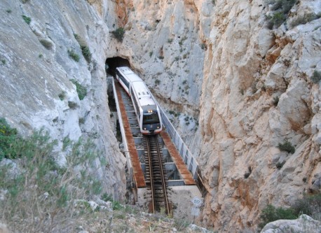 ESPAÑA: FGV ADJUDICA LAS PRUEBAS DE CARGA PARA LOS PUENTES METÁLICOS DE LA L-9 DEL TRAM DE ALICANTE 0716