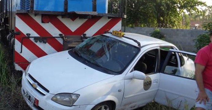 TRES ACCIDENTES FERROVIARIOS EL FIN DE SEMANA 088