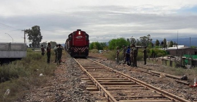 Red ferroviaria argentina - Página 14 418-692x360