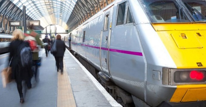 ESPAÑA: EL TREN ES EL MEDIO DE TRANSPORTE FAVORITO PARA VIAJES DE NEGOCIOS Espa%C3%B1a21-692x360