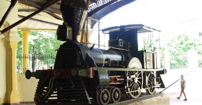 tren - PARAGUAY: RECUERDOS DEL TREN REVIVEN EN MUSEO Paraguaysapucai-692x360