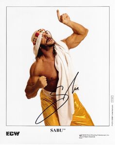 صور روعة للمصارع سابو ECW Sg_088_autographed_photo_sabu