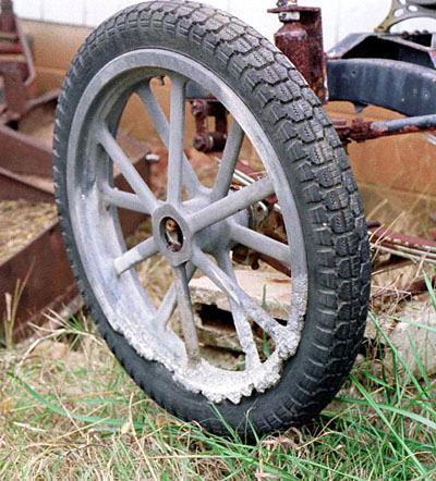 Restoring classic racing wheels Rotted