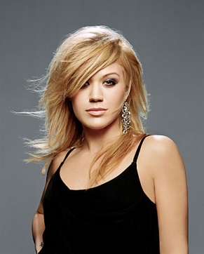 Kelly Clarkson Kelly_clarkson1