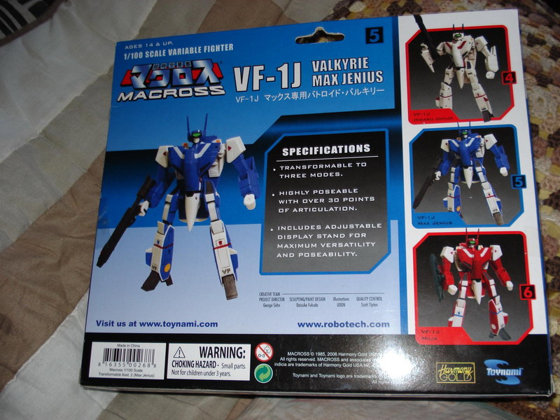 Test des VF-1 au 1/100 de Toynami Boite3