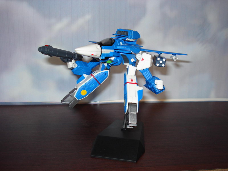 Test des VF-1 au 1/100 de Toynami Gerwalk%20%282%29