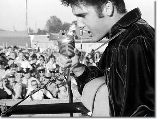 The Tupelo Fanclub realises the dream of Elvis Presley 20186768631956_september_26_tupelo_4