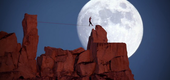 -LUNAS-MOONLIGHT - Página 7 Slackline-moon-walk-grande