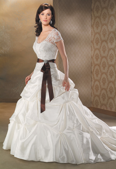  فساتين زفاف رائعه  Bonny%20wedding%20gowns%2003