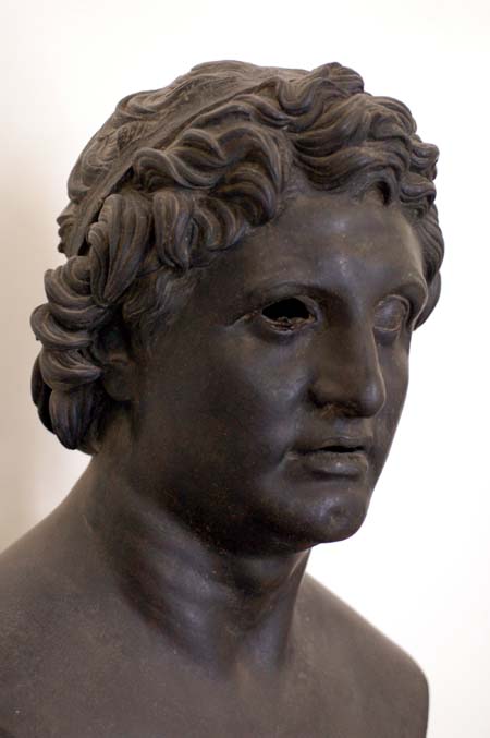 تماثيل برونزية رومانية من هيركلانيوم وبومبي 1Napoli%20(38)head