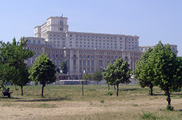  أكــــبر قصر في العالـــمـ ,, Palatul-parlamentului26