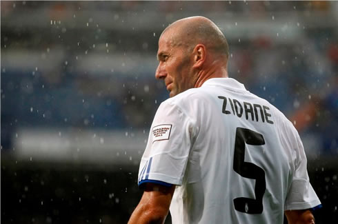 Petit jeux de chiffres... Cristiano-ronaldo-429-zinedine-zidane-real-madrid-number-5-jersey-shirt