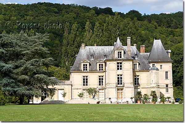 un château Martin 25 novembre trouvé par Martine Acquigny-chateau_600