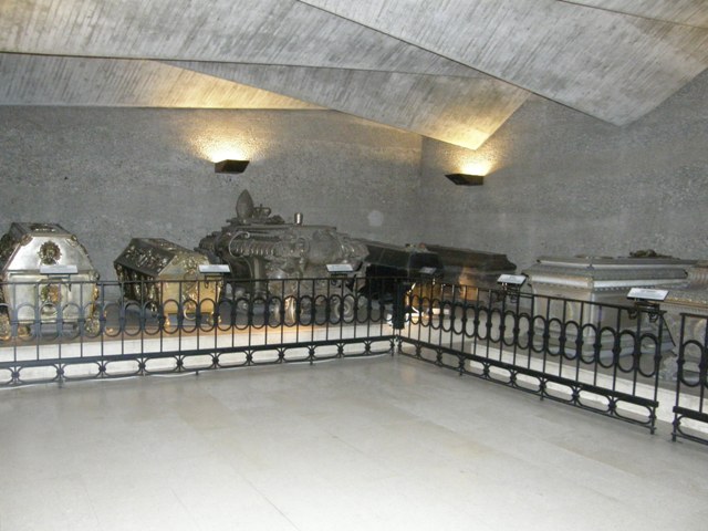 La crypte des Capucins à Vienne, tombeau des empereurs d'autriche et des membres de la familles de Habsbourg Neuegruft2